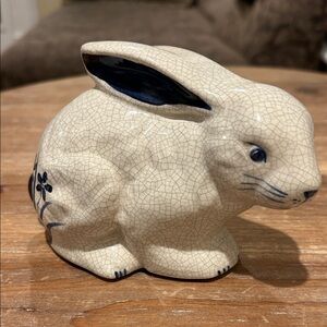 Dedham Rabbit  Blue & White. Figurine
